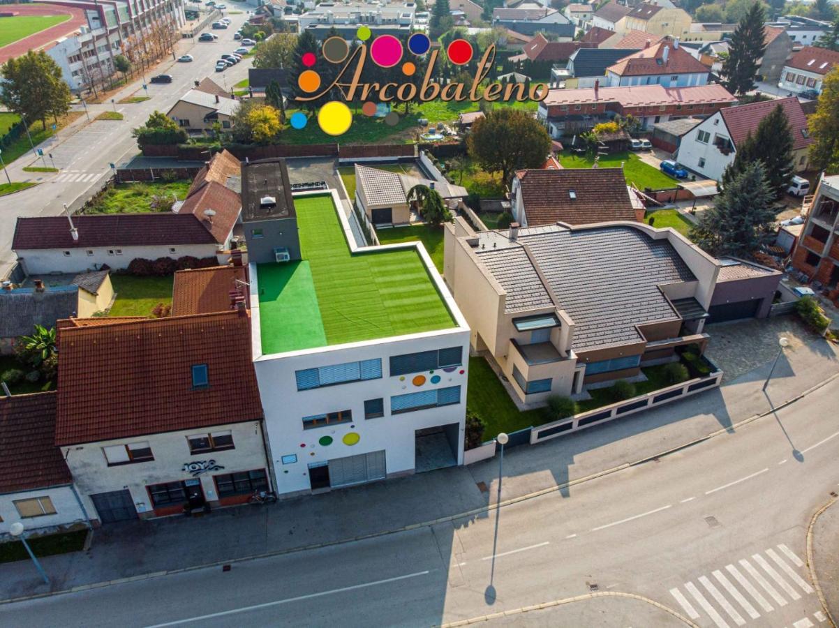 Arcobaleno Apartments & Rooms Varaždin Buitenkant foto